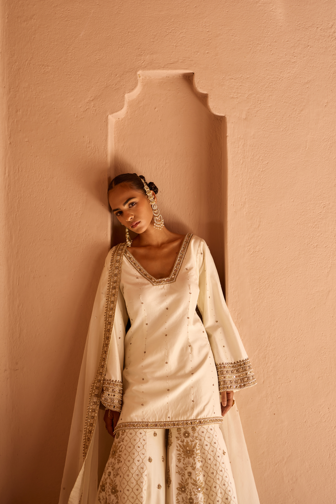 Ivory Kurta And Gharara Set